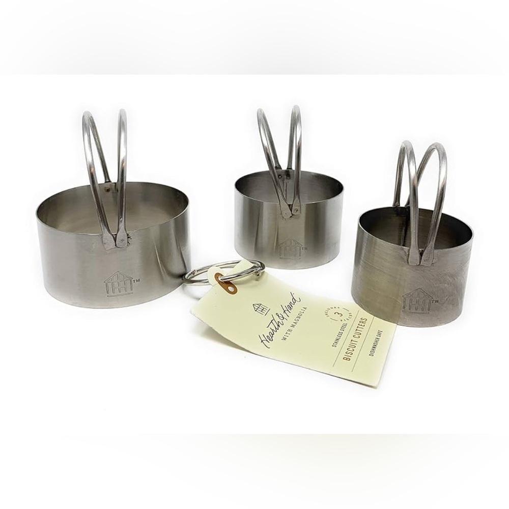 Hearth & Hand w/ Magnolia biscuit cutters NWT